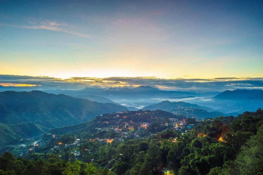 Aura One Hotel Baguio City Bagian luar foto